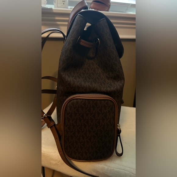 SOLD - Michael Kors Jet Set Backpack - Picture 3 of 8